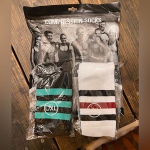 5 for $25 🔥 Womens L/XL compression socks NEW